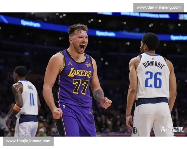 湖人噩耗三连！东契奇伤缺一周 仅 9 人可战